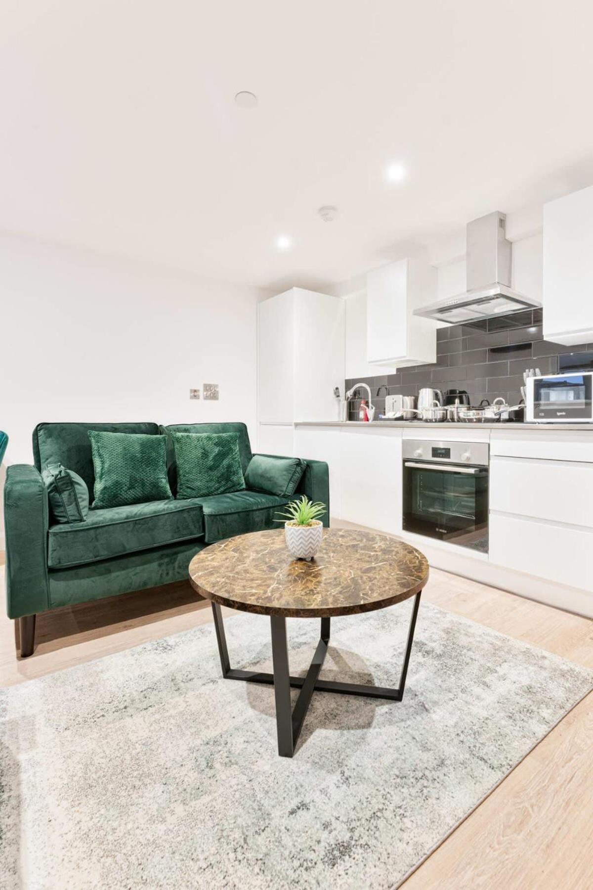 Modern 1 Bed Apartment In Burton-On-Trent Exterior foto